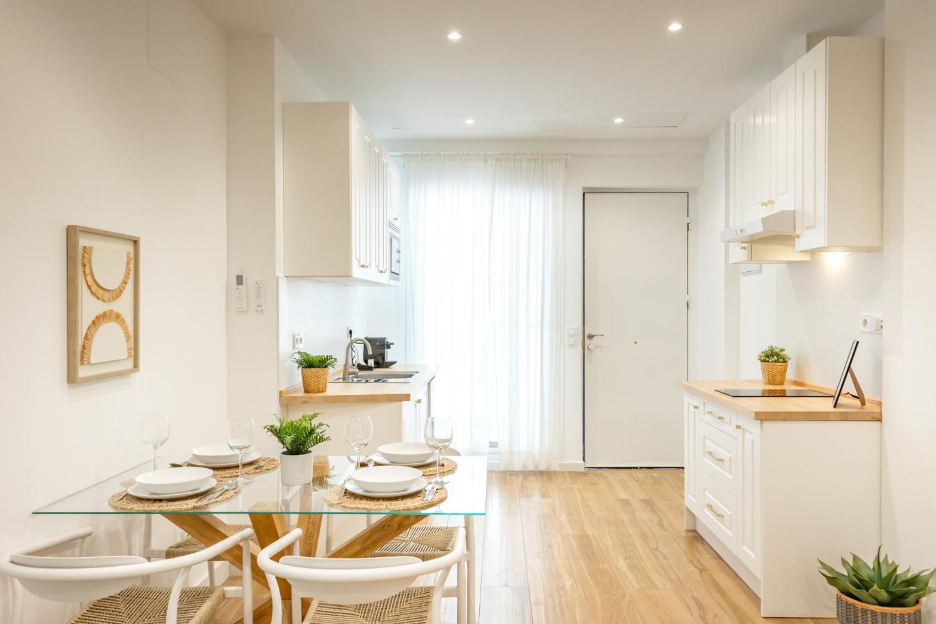 Isg Apartments Triana 1 เซบีญา ภายนอก รูปภาพ