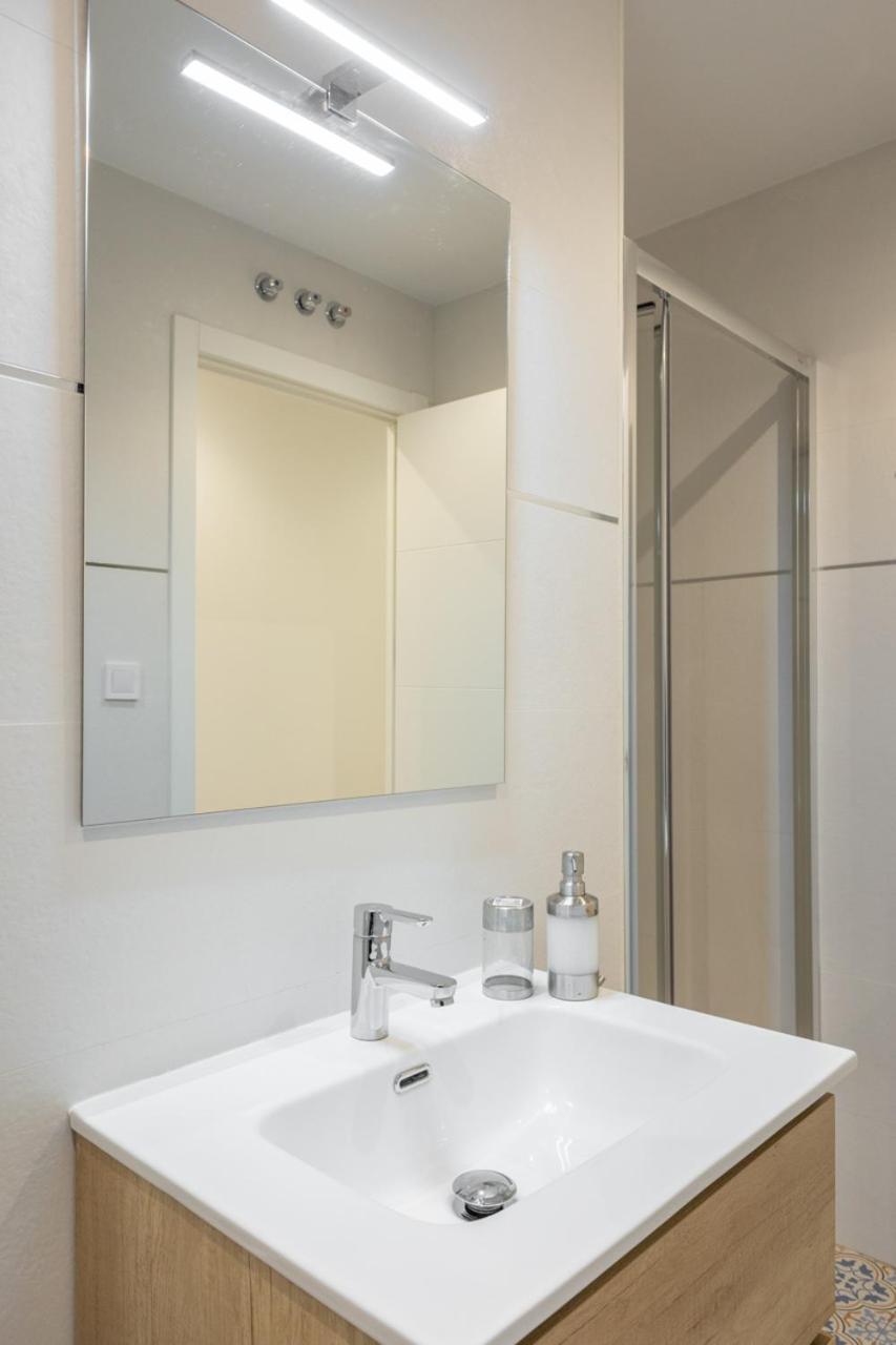 Isg Apartments Triana 1 เซบีญา ภายนอก รูปภาพ