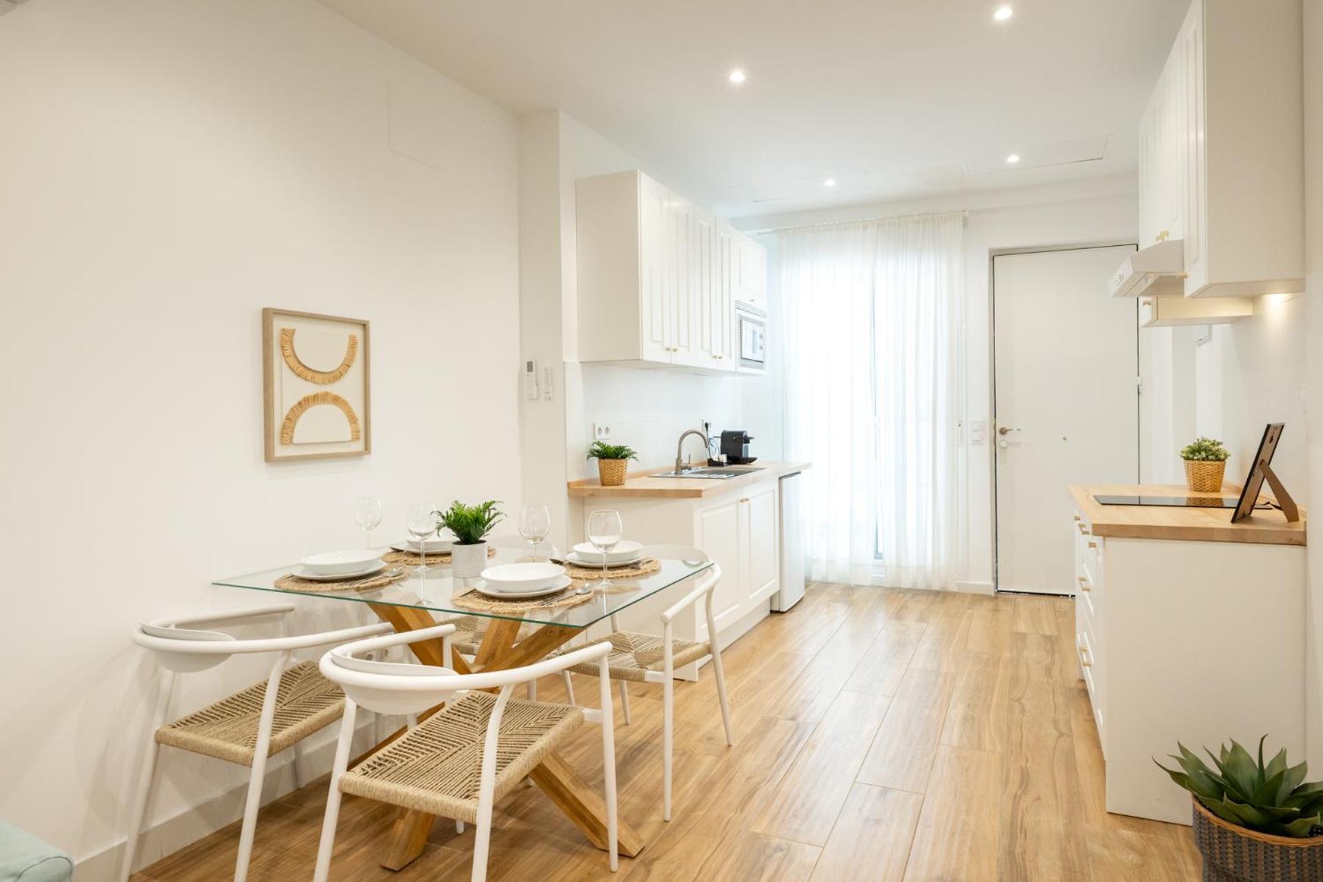 Isg Apartments Triana 1 เซบีญา ภายนอก รูปภาพ